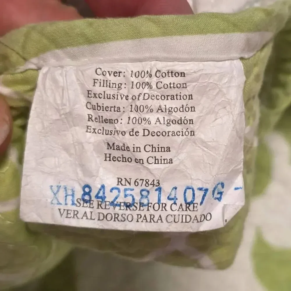 🇬🇪🔹️C&F Home Sage Reversible Vine & Lattice 48x60 Quilted Throw Blanket